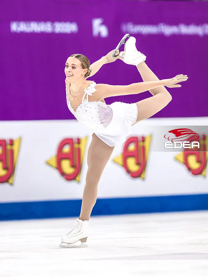 Ice Gallery Skates U.S.